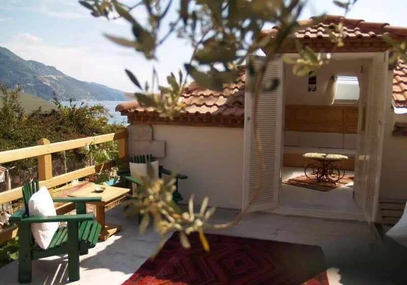 בית מלון כפרי Oyster Residences   Adult Only