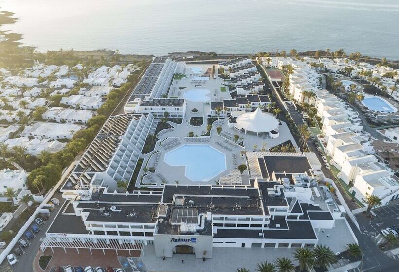 هتل Radisson Blu Resort Lanzarote