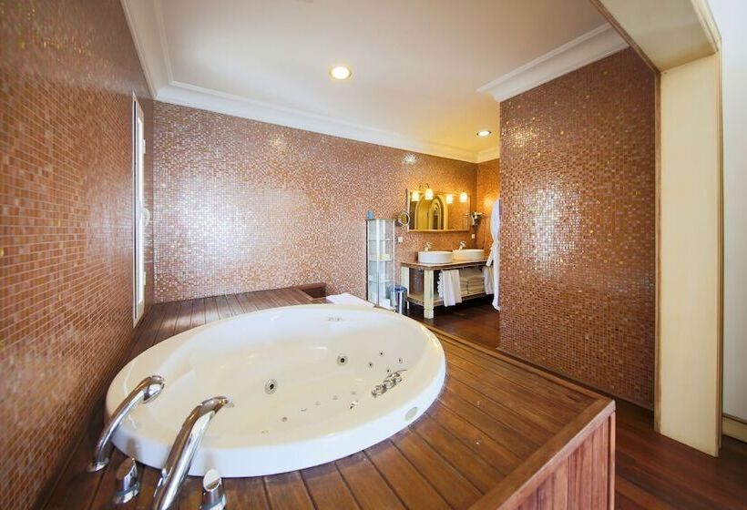 Hotel Salmakis Resort & Spa