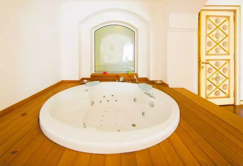 호텔 Salmakis Resort & Spa