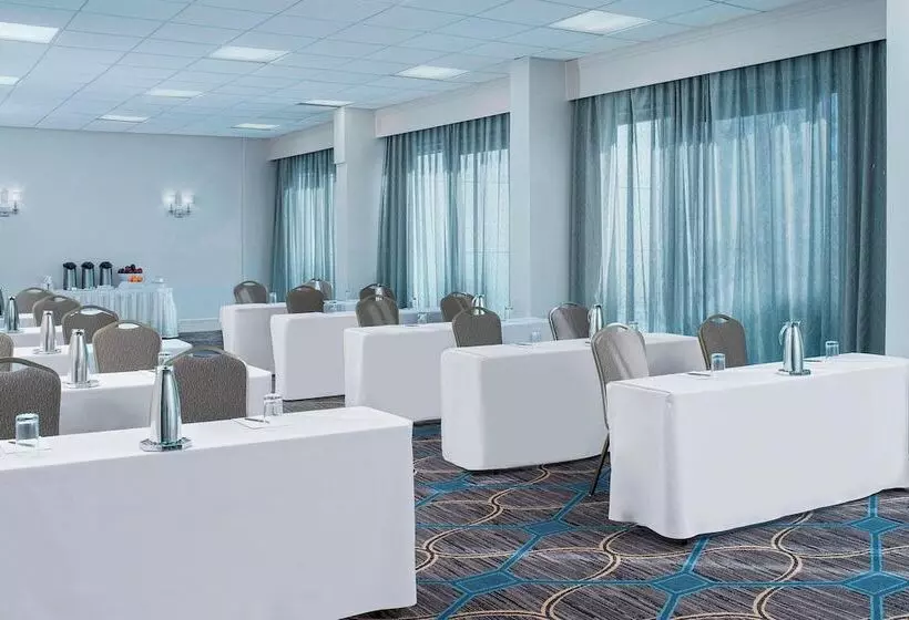 فندق Sheraton North Houston At George Bush Intercontinental