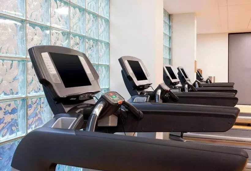 فندق Sheraton North Houston At George Bush Intercontinental