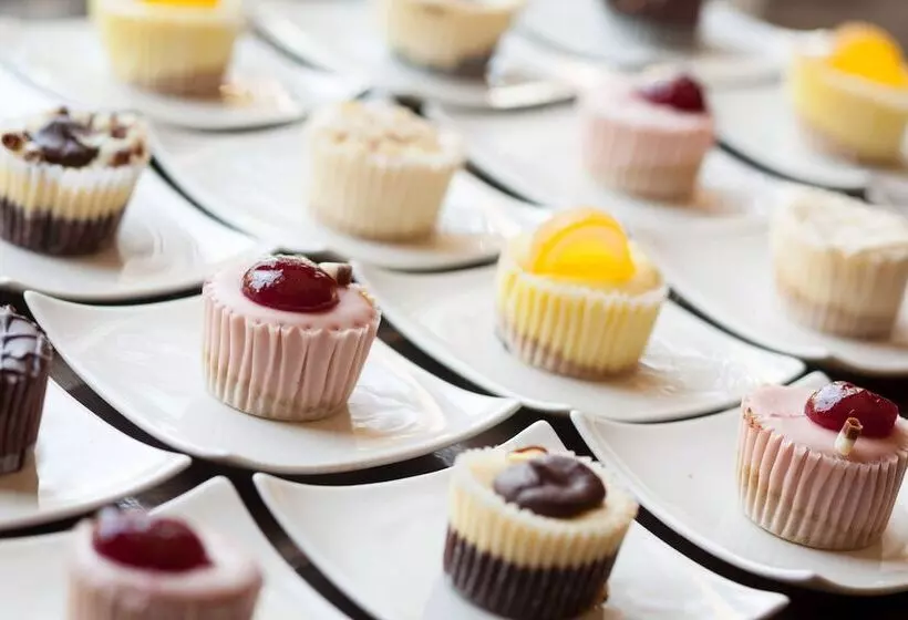 Отель Springhill Suites By Marriott Orlando Lake Buena Vista In Marriott Village