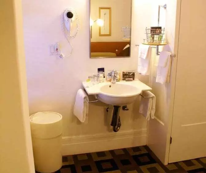 בית מלון כפרי The Mosser