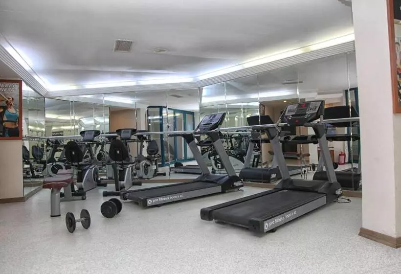 منتجع Queen S Park Le Jardin