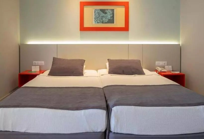 منتجع Queen S Park Le Jardin