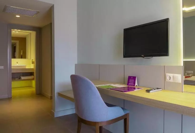 منتجع Queen S Park Le Jardin