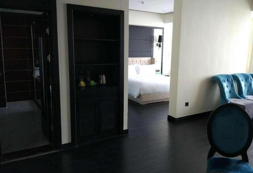 Xana Hotelle Zhengzhou Guoji Branch