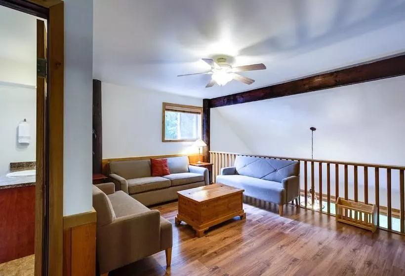 03mbh   Wifi  Pets Ok   Sleeps 26