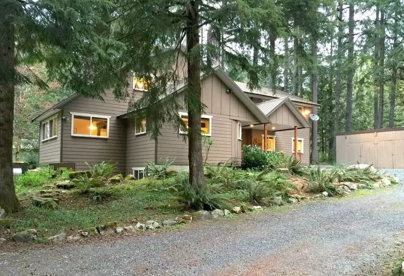 03mbh   Wifi  Pets Ok   Sleeps 26