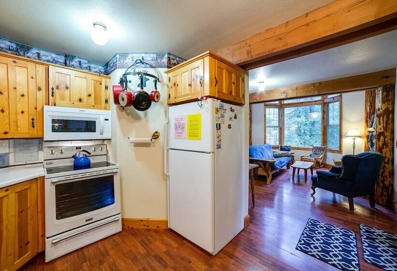 25sl   Hot Tub   Bbq   Pets Ok   Wifi   Sleeps 6