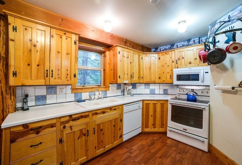 25sl   Hot Tub   Bbq   Pets Ok   Wifi   Sleeps 6