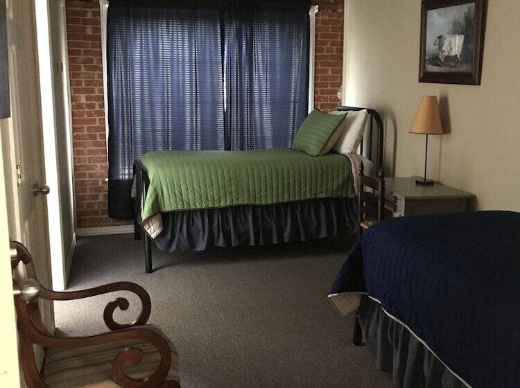 ベッドアンドブレックファースト Spur