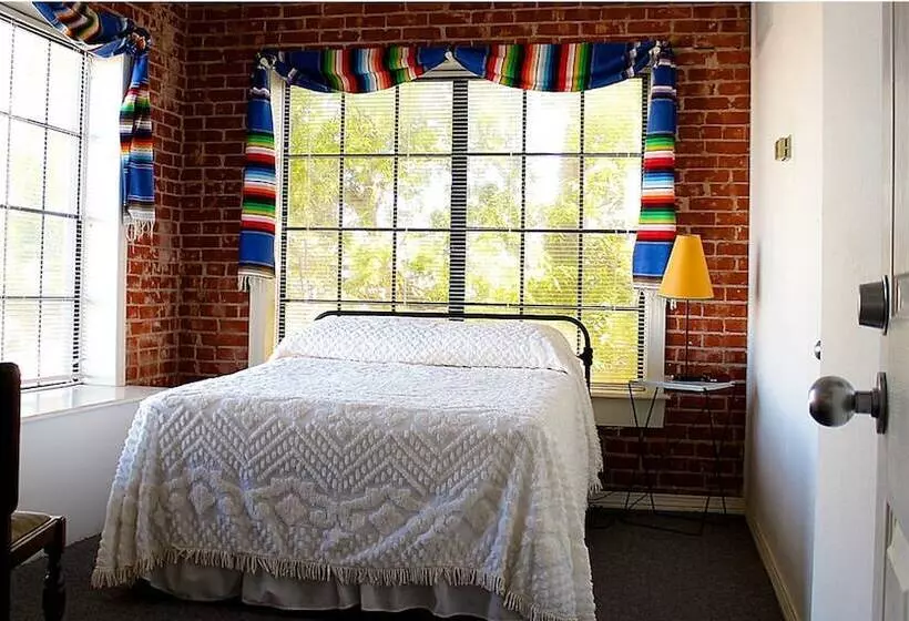 Aamiaismajoitus (B&B) Spur