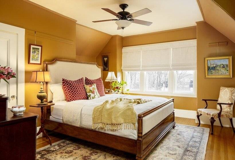 민박 The Lady Mary Inn