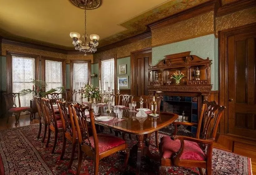 Aamiaismajoitus (B&B) The Lady Mary Inn