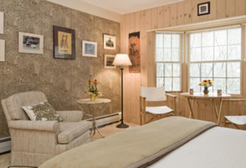 민박 The Waterford Inne