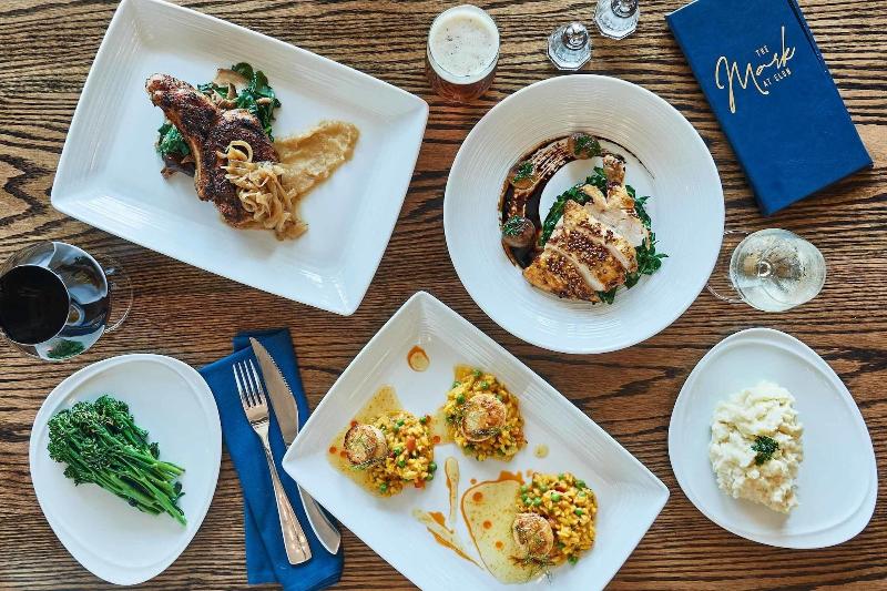 호텔 The Inn At Elon