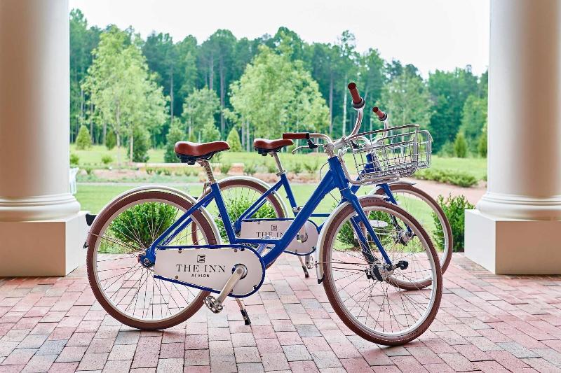 호텔 The Inn At Elon