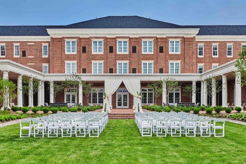 호텔 The Inn At Elon