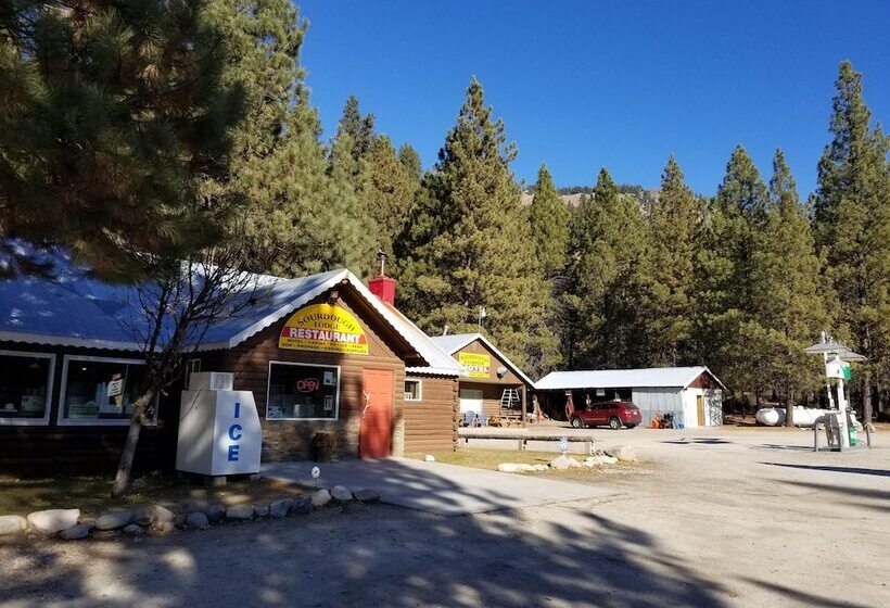 Мотель Sourdough Lodge
