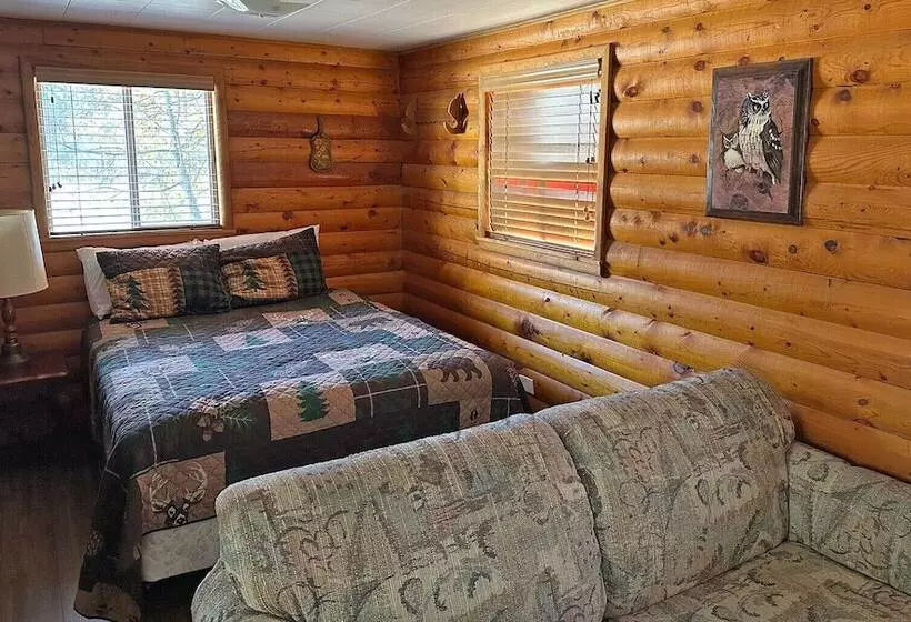 モーテル Sourdough Lodge