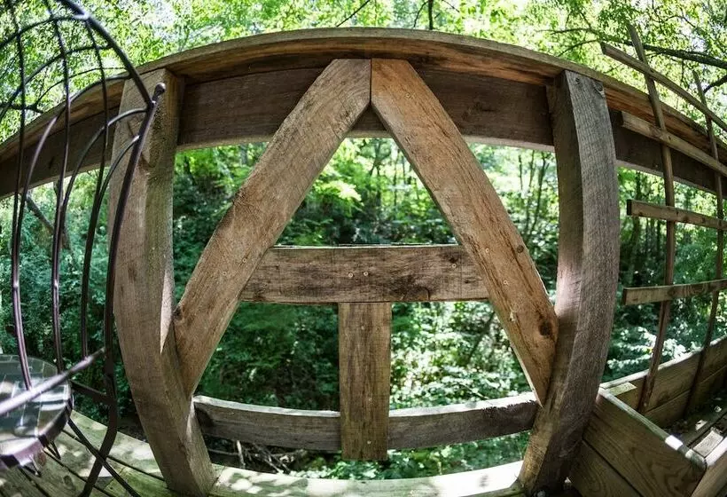 Mountain Harbour B&b And Hiker Hostel