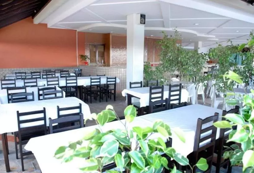 Porto Real Suites Mangaratiba