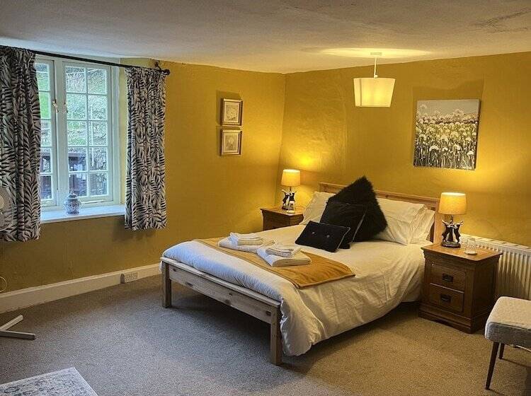 The Who'd Have Thought It Inn