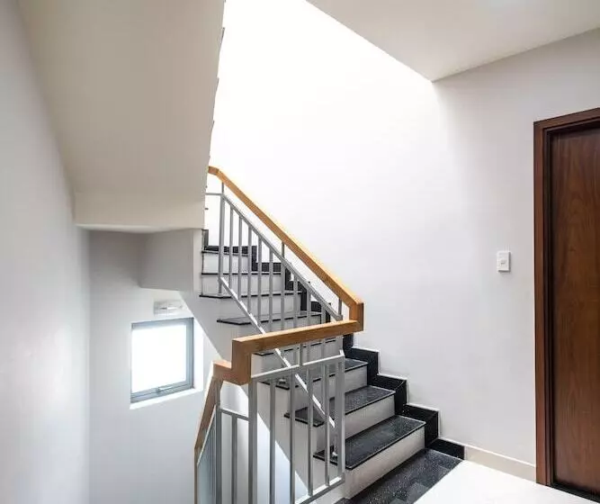 Aiap Hotel & Apartment