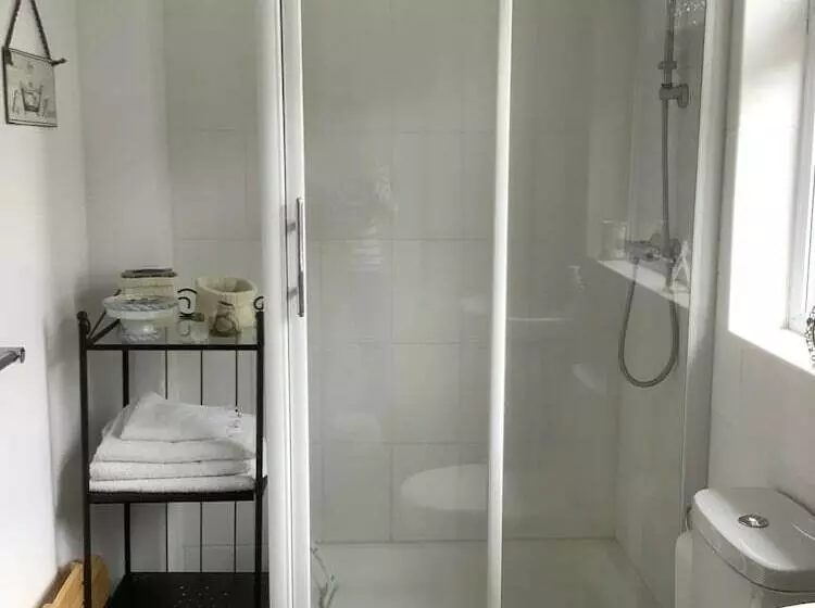 Aamiaismajoitus (B&B) Ashen Bank