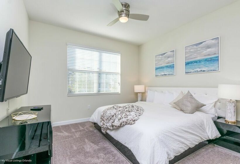 High End Champions Gate 6 Bdrm