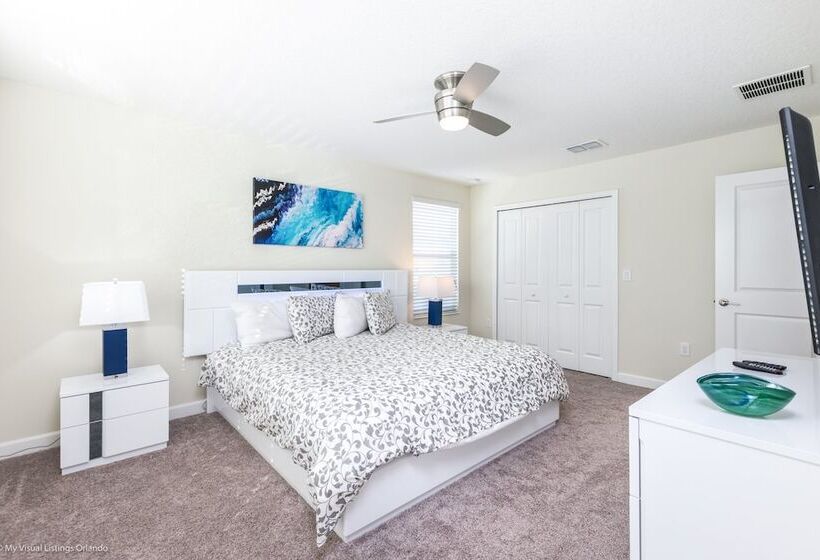 High End Champions Gate 6 Bdrm