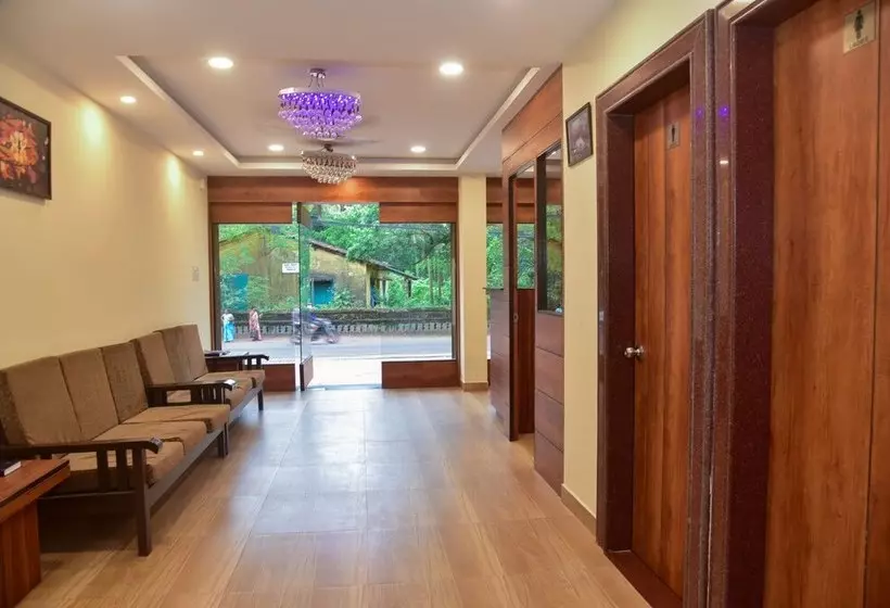 Hotelli Candolim Grande Resort