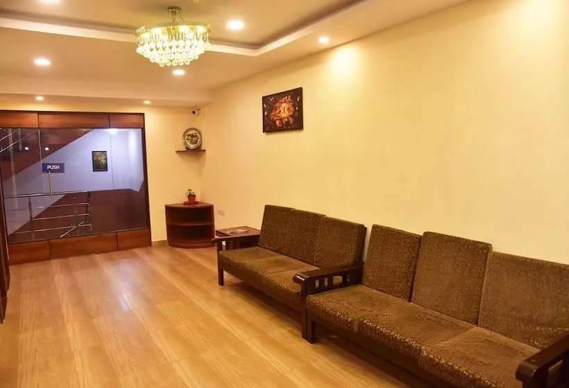 Hotelli Candolim Grande Resort