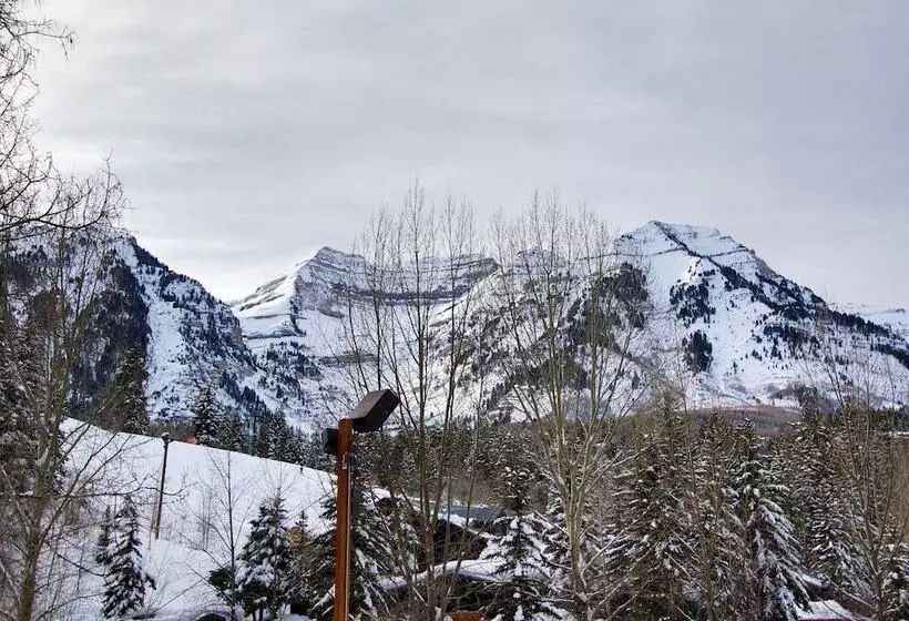 Log Cabin On The Stream