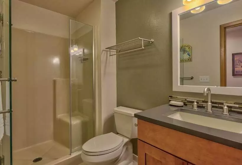 Tan Oak Lane 37
