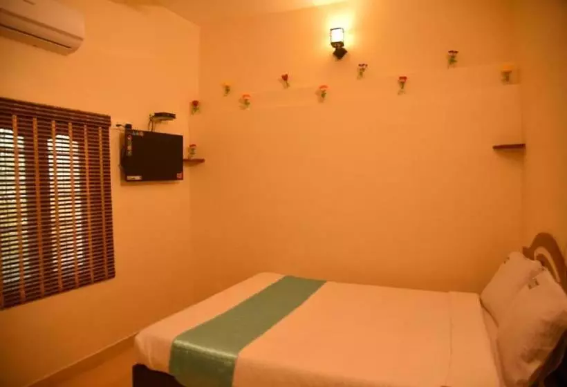 هتل A P Guest House