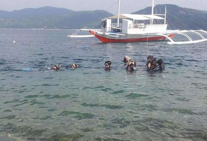 هتل Anilao Scuba Dive Center
