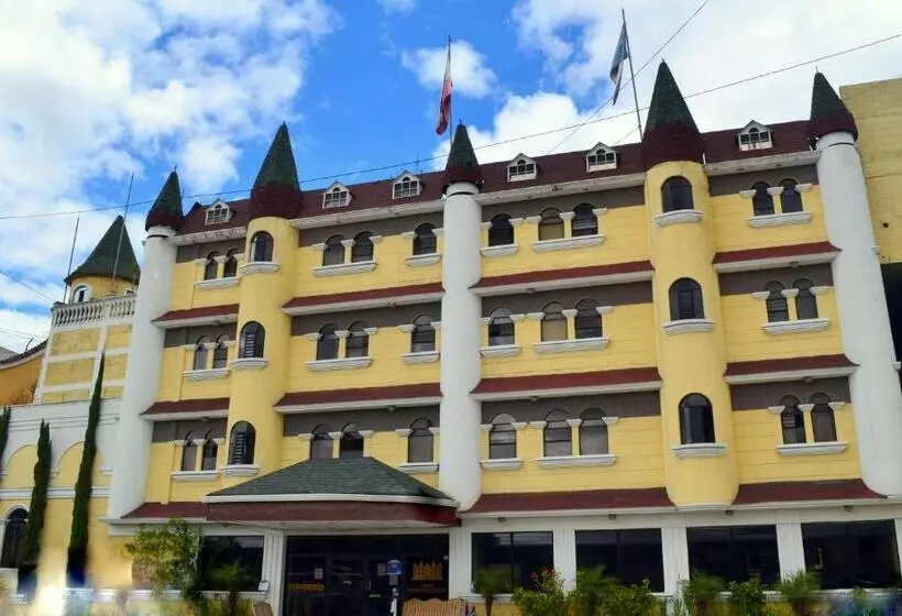 هتل Y Restaurante Castillo De Los Altos