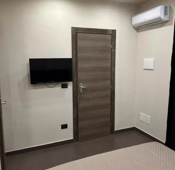 تختخواب و صبحانه Sistra