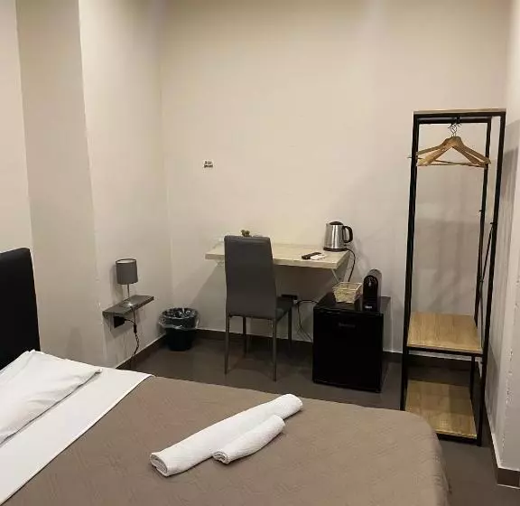 تختخواب و صبحانه Sistra