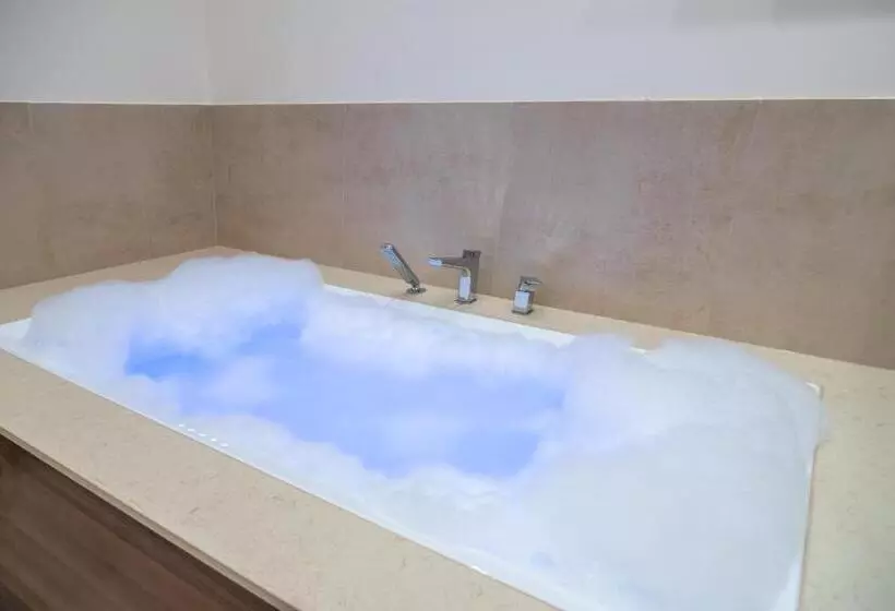 تختخواب و صبحانه Vila Emilia