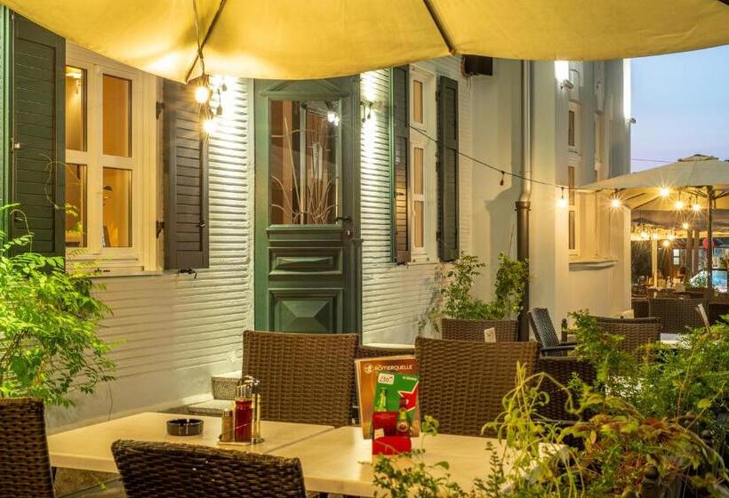 تختخواب و صبحانه Vila Emilia