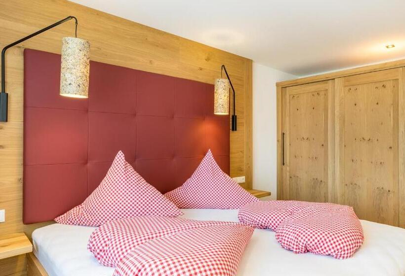 Bergzeit Hotel & Appartements