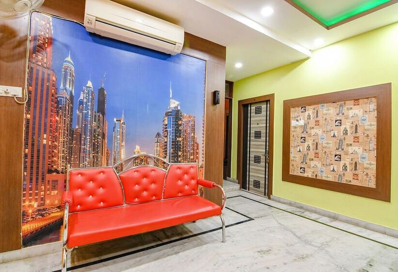 Hotell Fabexpress Nest   Nr Eden Garden Stadium