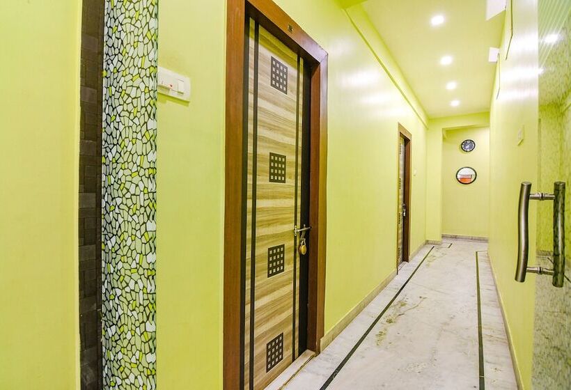 Hotell Fabexpress Nest   Nr Eden Garden Stadium