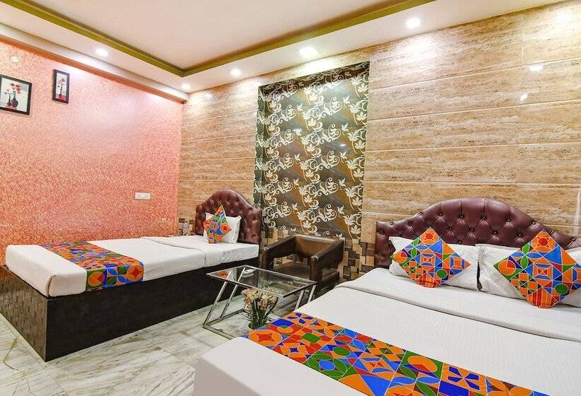 Hotell Fabexpress Nest   Nr Eden Garden Stadium