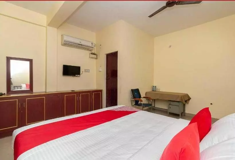 ホテル O Thirumal Residency
