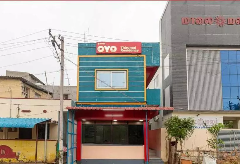 ホテル O Thirumal Residency